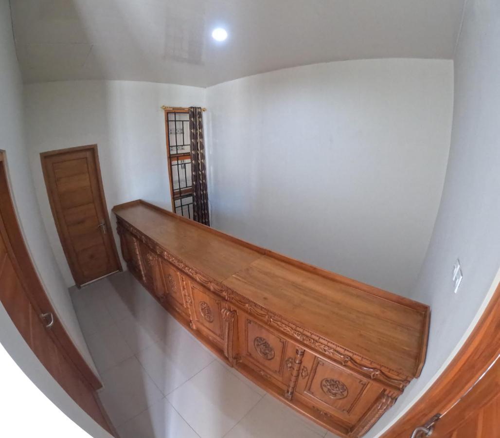 Ndalem Ngadimulyo Homestay Jogja Family Only Ngabean Buitenkant foto